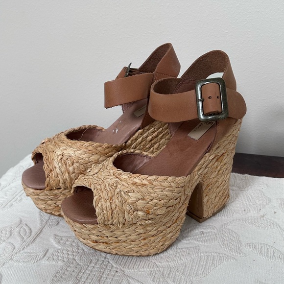 MIA Limited Edition Woven Jute Platform Espadrille Sandals Heels, 6.5B - Picture 6 of 6